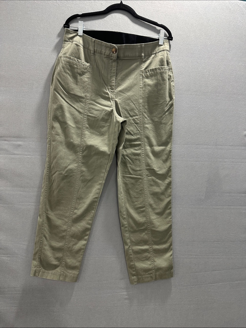 Women’s Chico's Light Olive Straight-Leg capri pants